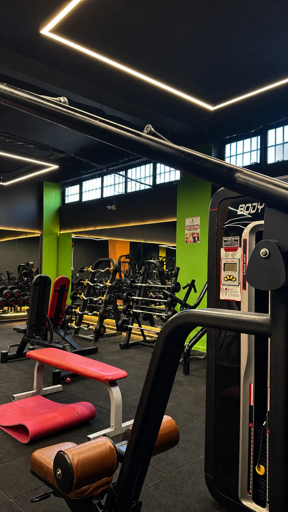 Ares Gym antrenman makineleri